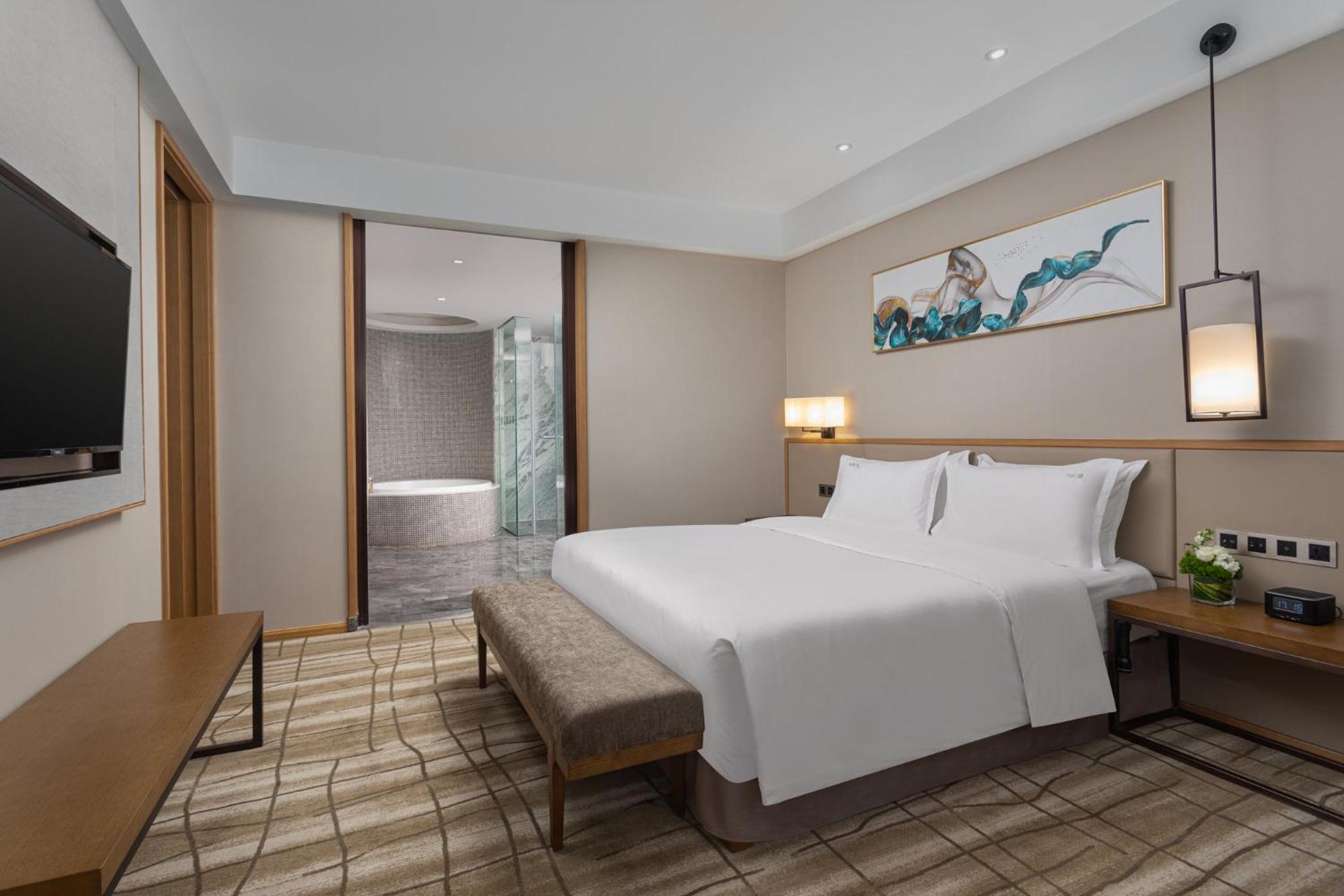 Holiday Inn Chengdu Airport By Ihg Exterior photo